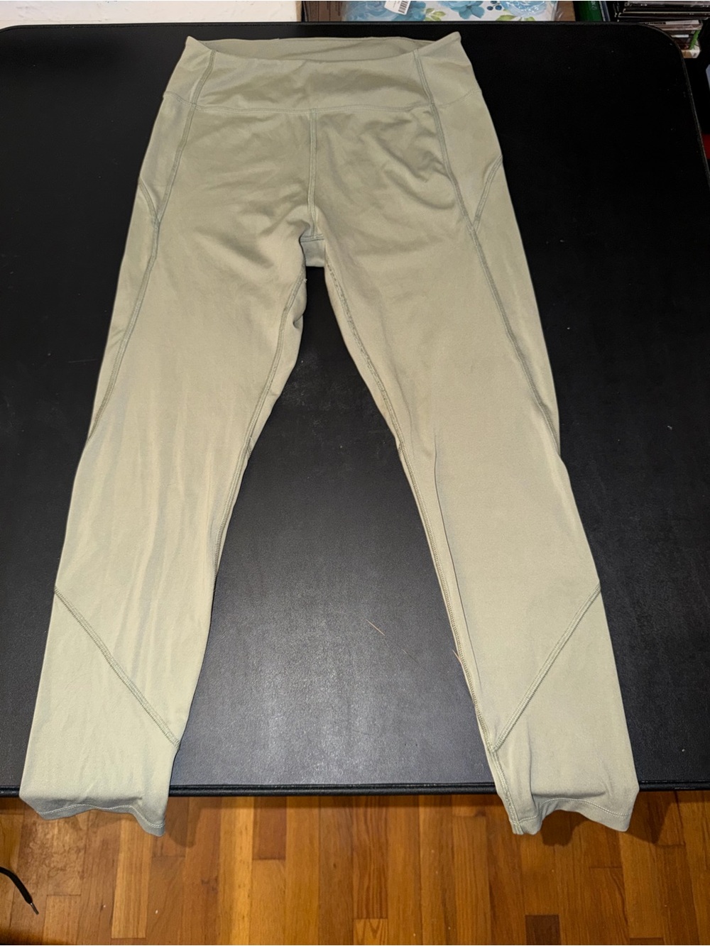 Women’s Victoria Secret PINK-Olive Green Performance Pants - Stretch Activewear